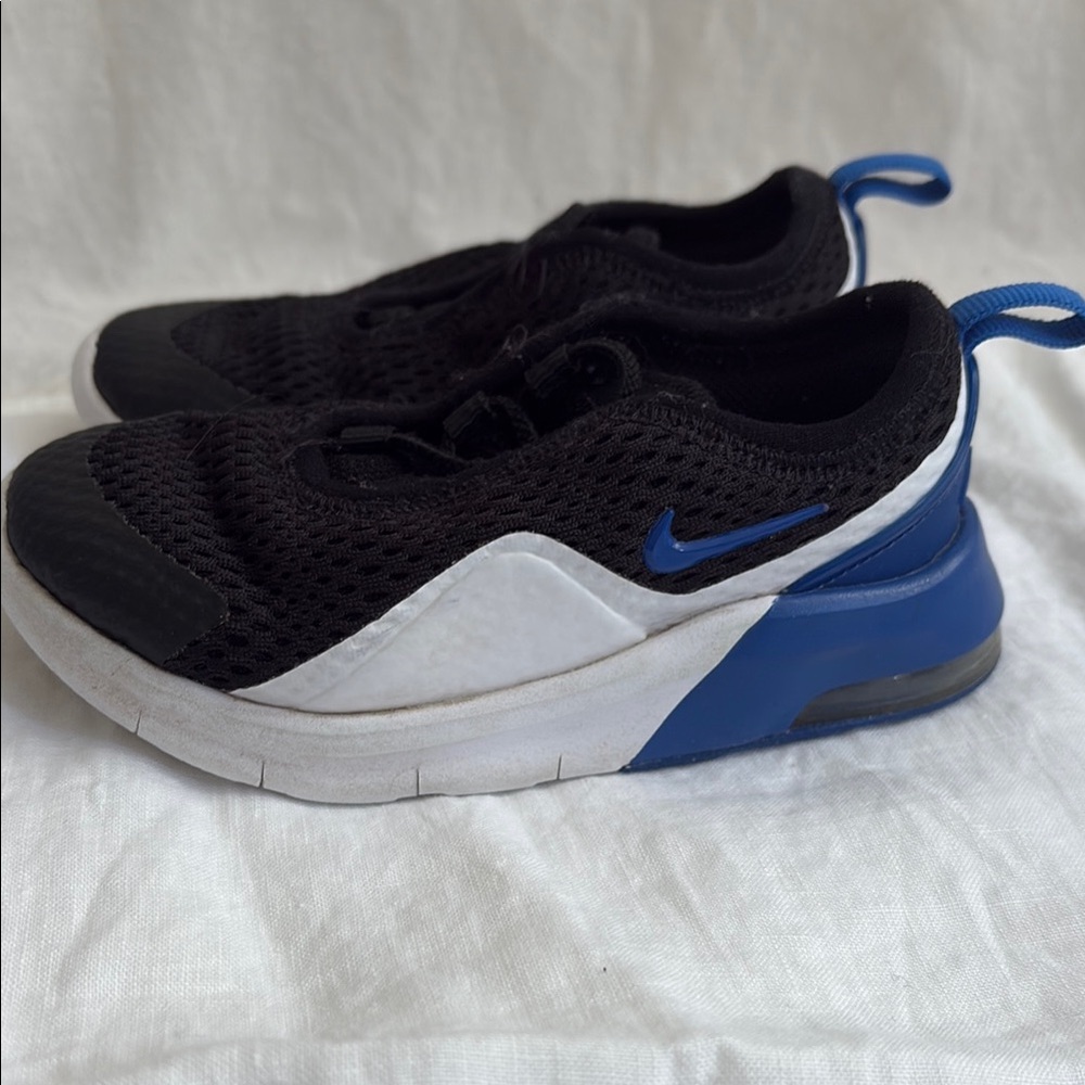 Nike Kids Black and Blue Sneakers